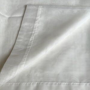 Set of 2 Sheer Curtains